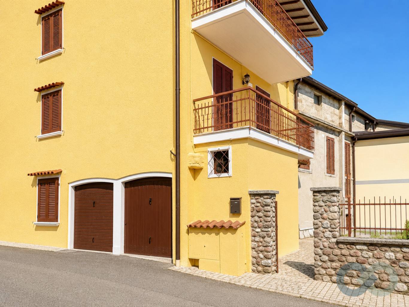 APPARTAMENTO RISTRUTTURATO 21