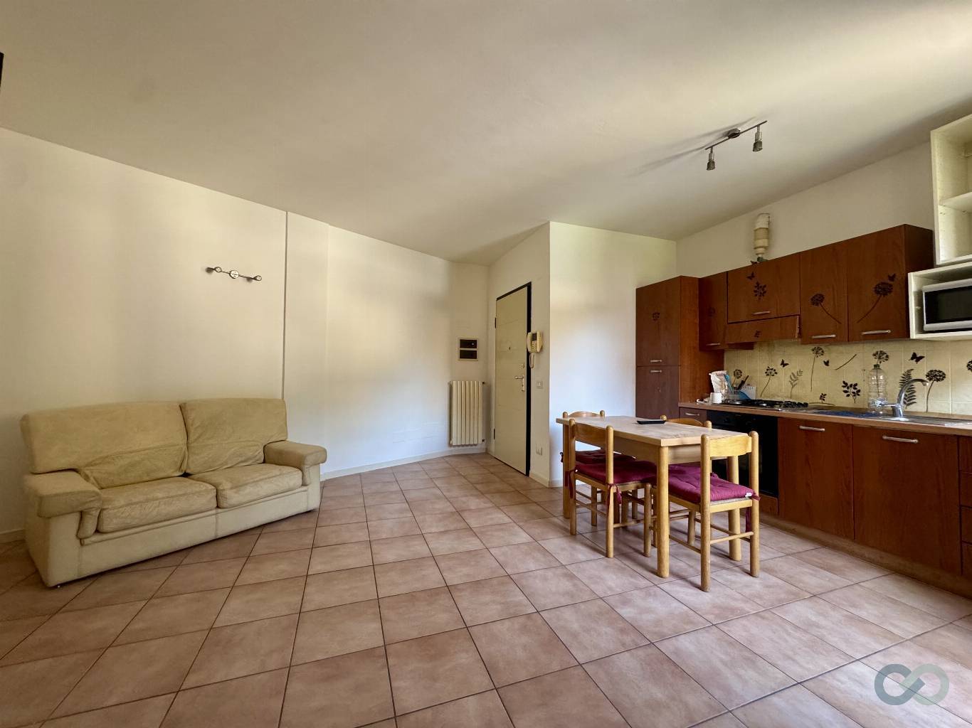 Bilocale con balcone 3