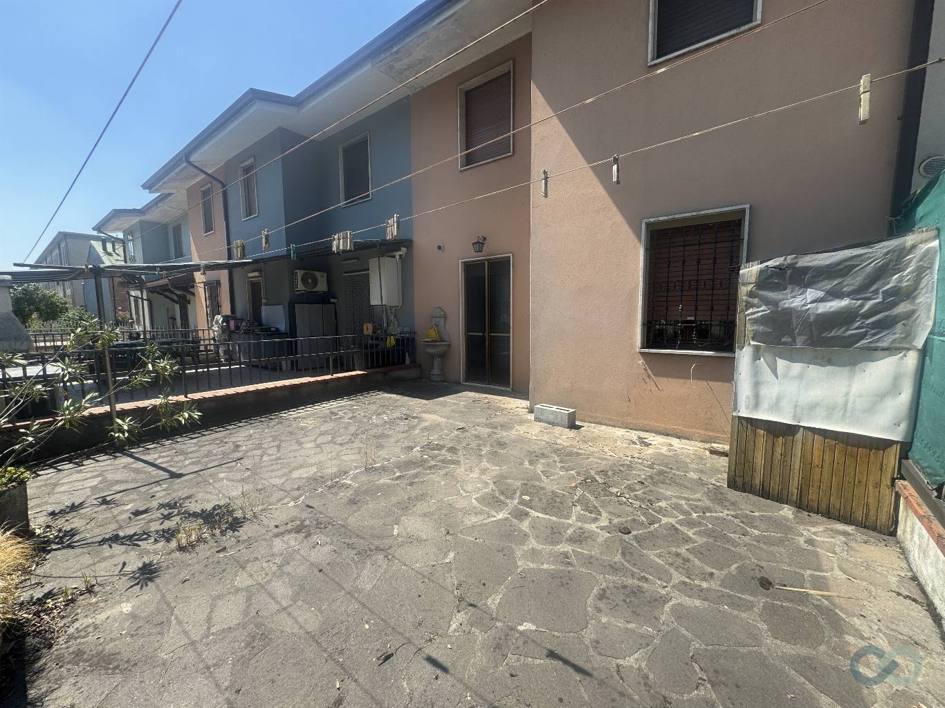 VILLETTA  A SCHIERA 5