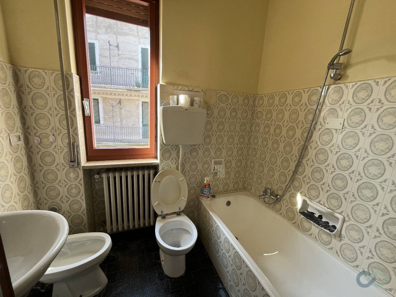 CASA INDIPENDENTE CON RUSTICO 18
