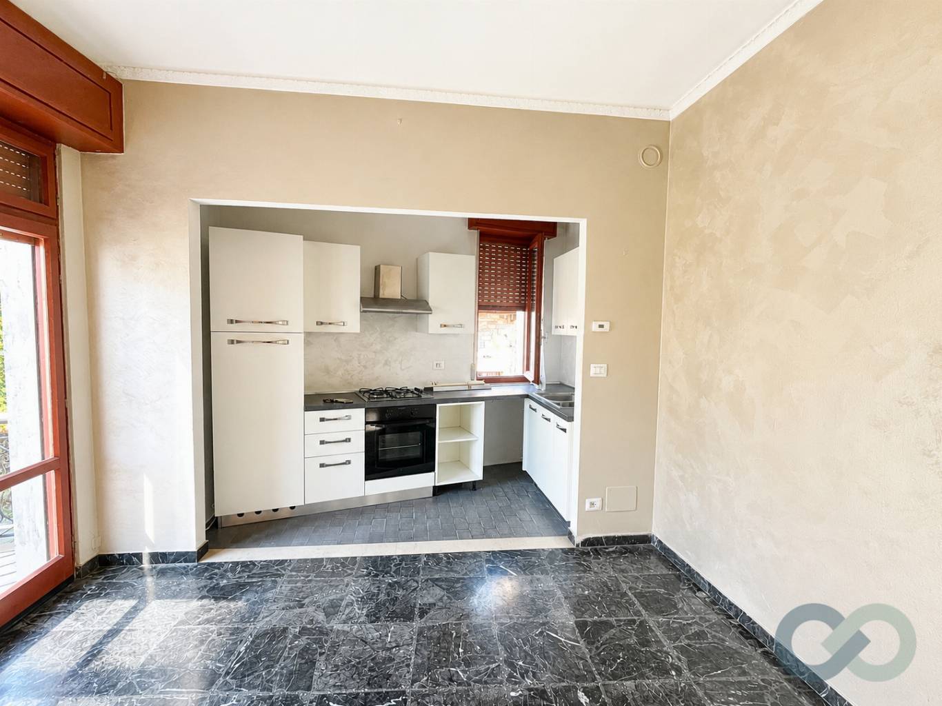 CASA INDIPENDENTE CON RUSTICO 6