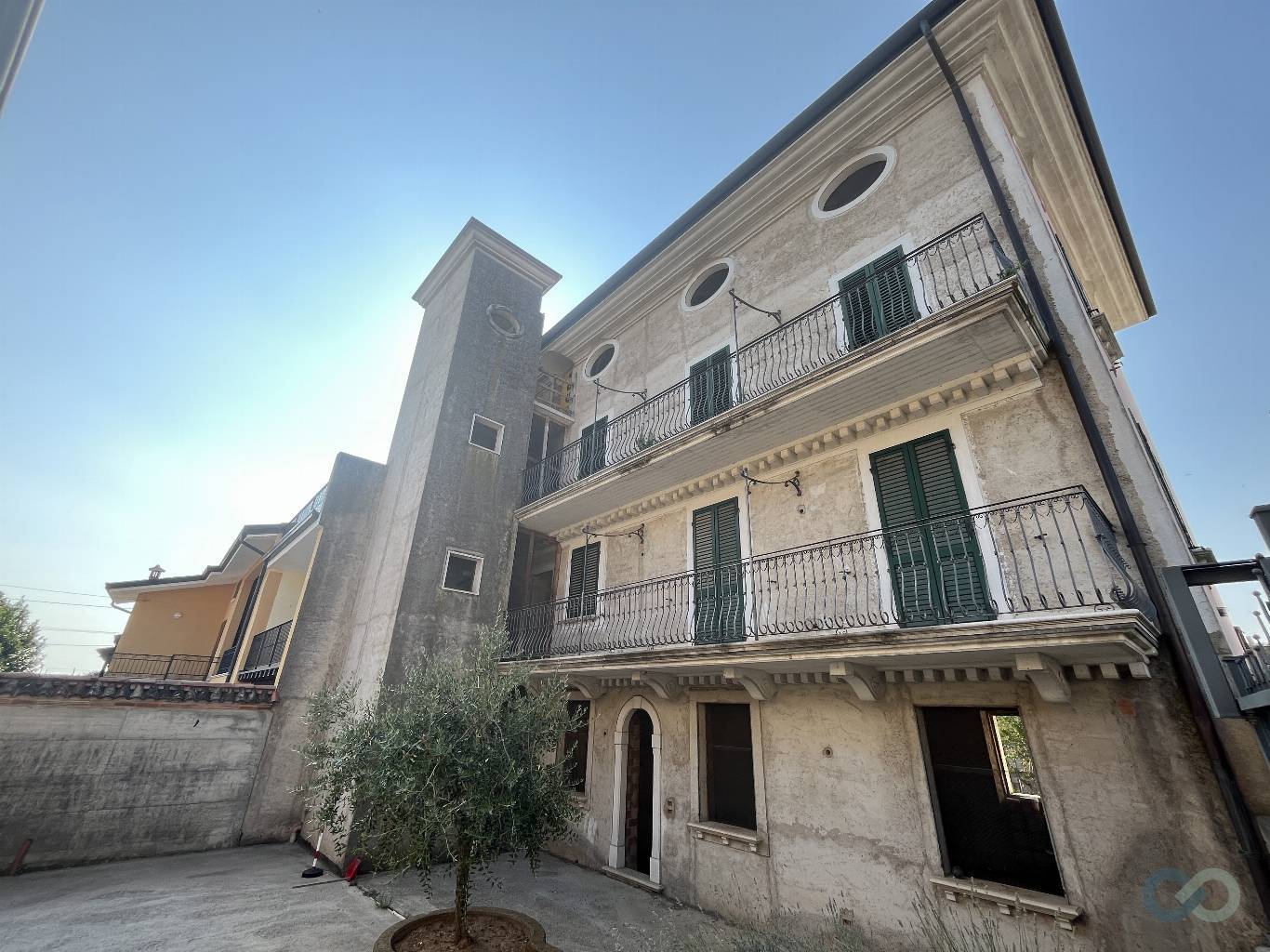 CASA INDIPENDENTE CON RUSTICO 3