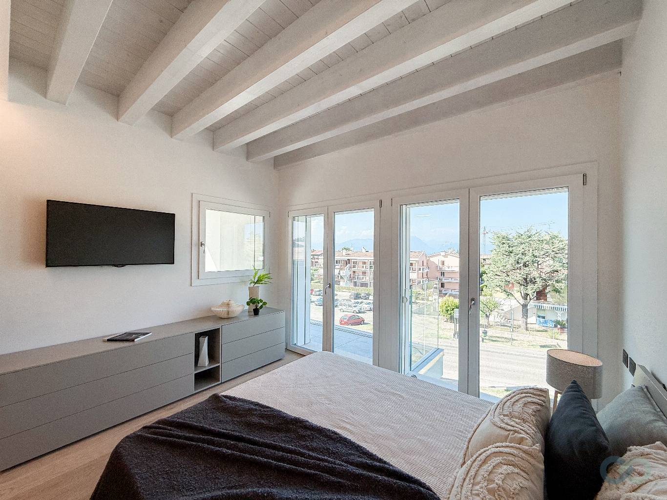 ATTICO VISTA LAGO 47