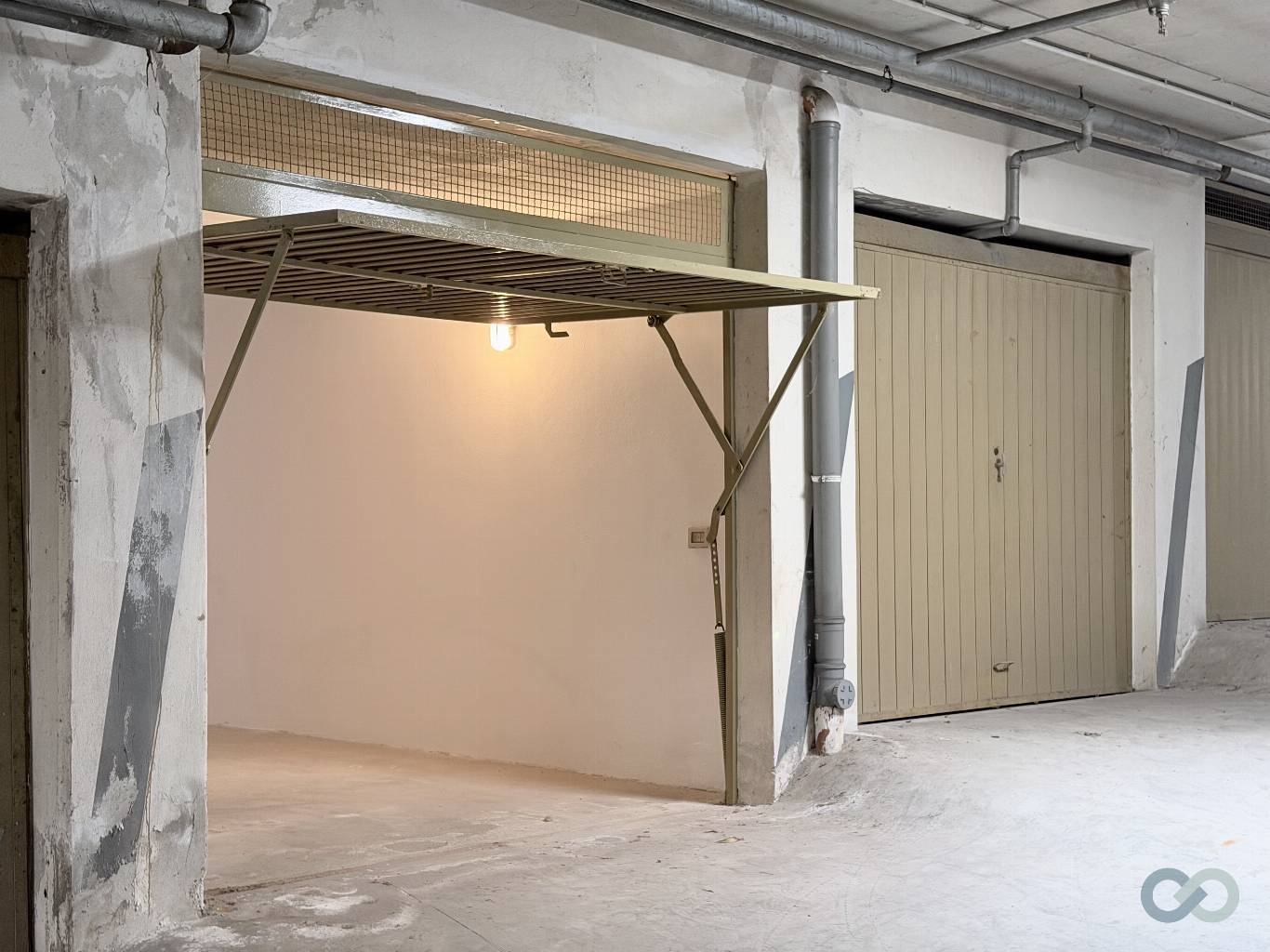 GARAGE 5