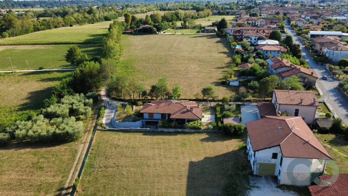 Villa singola su piano unico 7