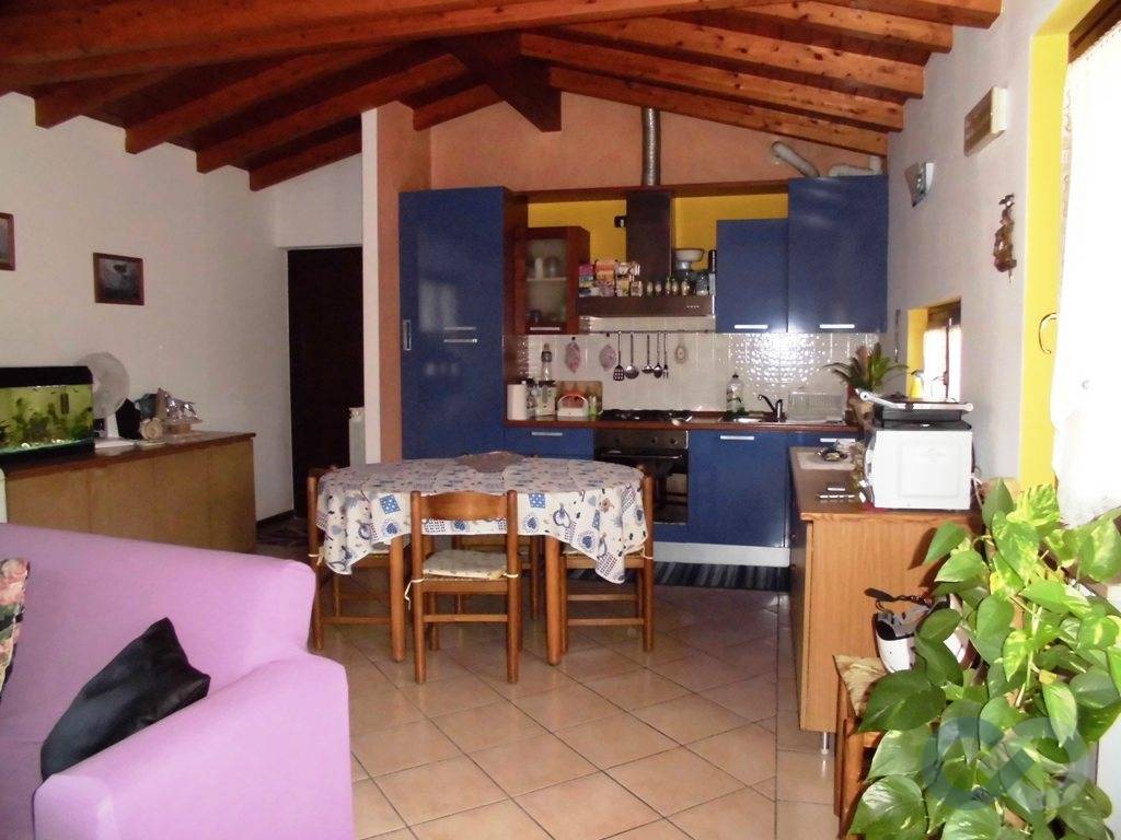 Porzione di casa indipendente 14