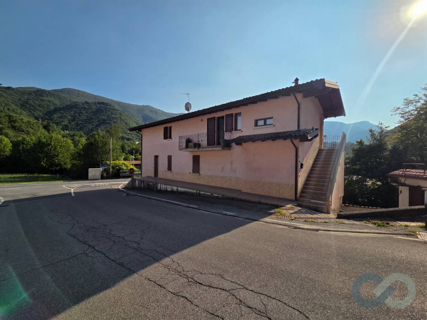 Porzione di casa indipendente 3