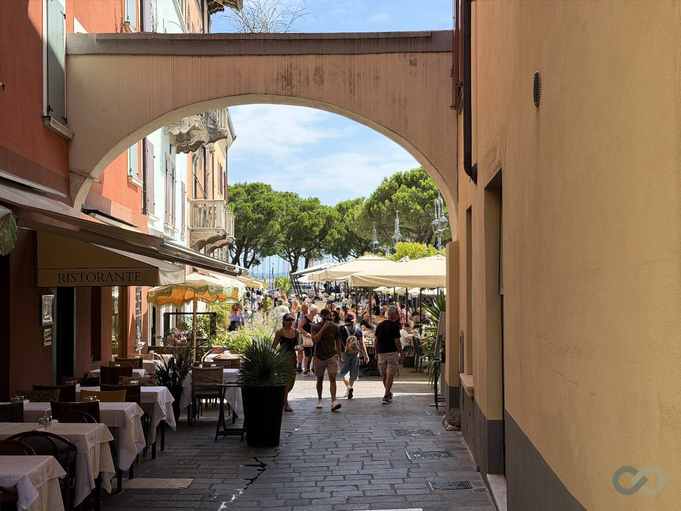 CASA IN PIAZZA 27