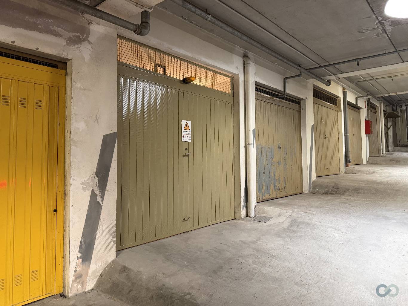 BOX IN AFFITTO 12