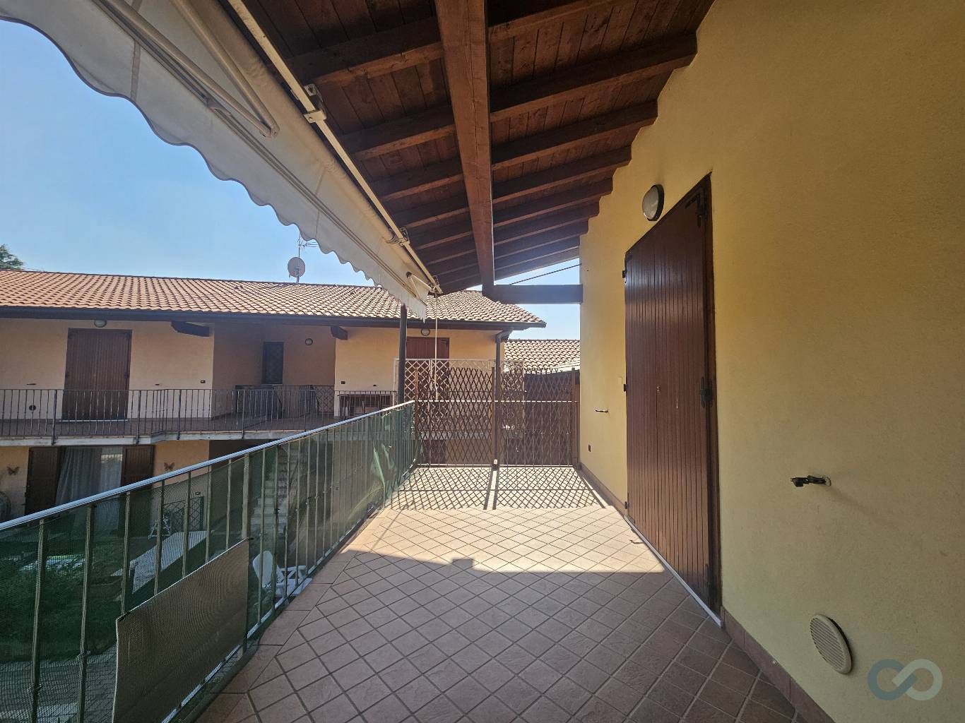 RESIDENCE CON PISCINA 13