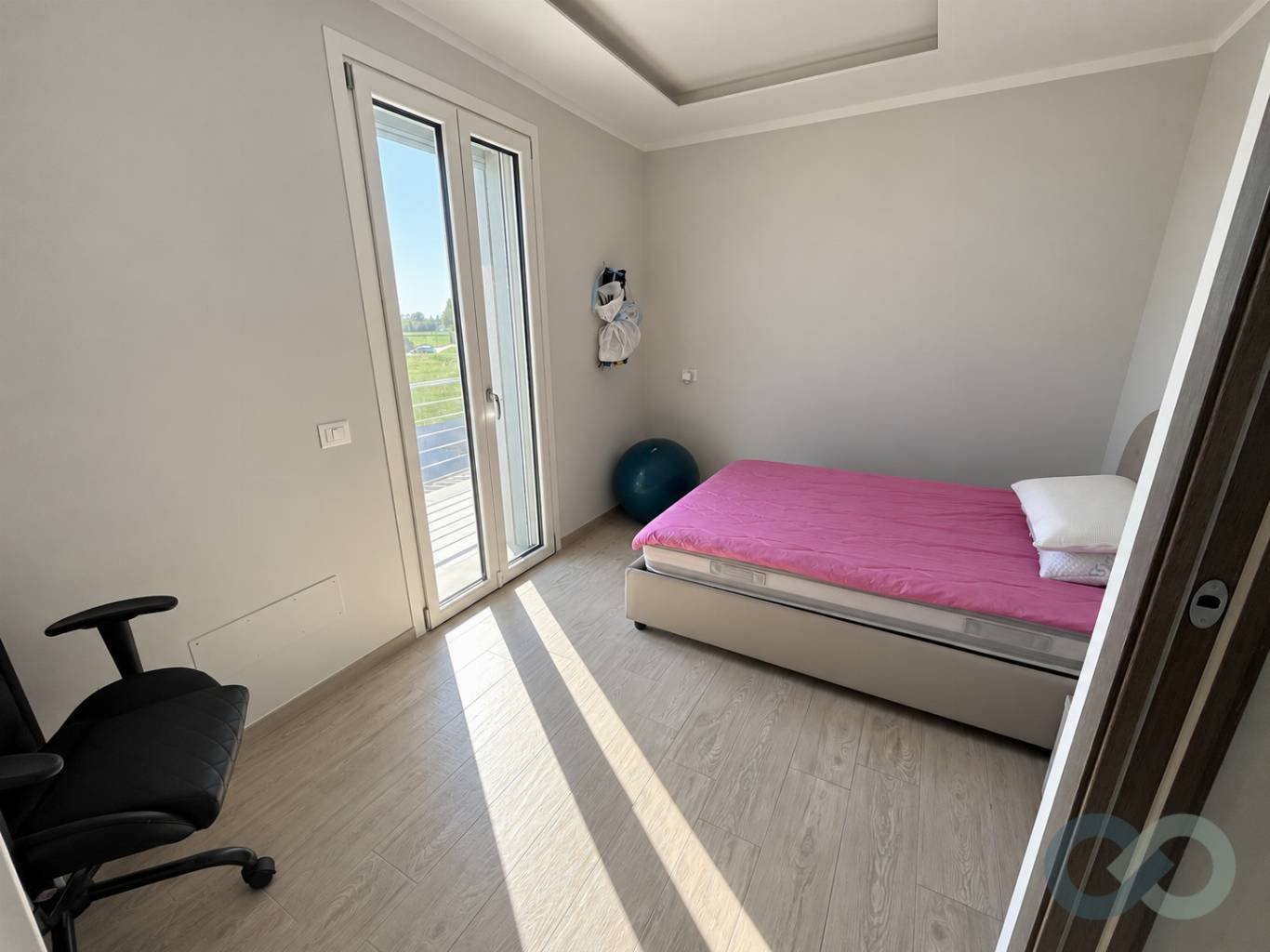 VILLA CON PISCINA 13