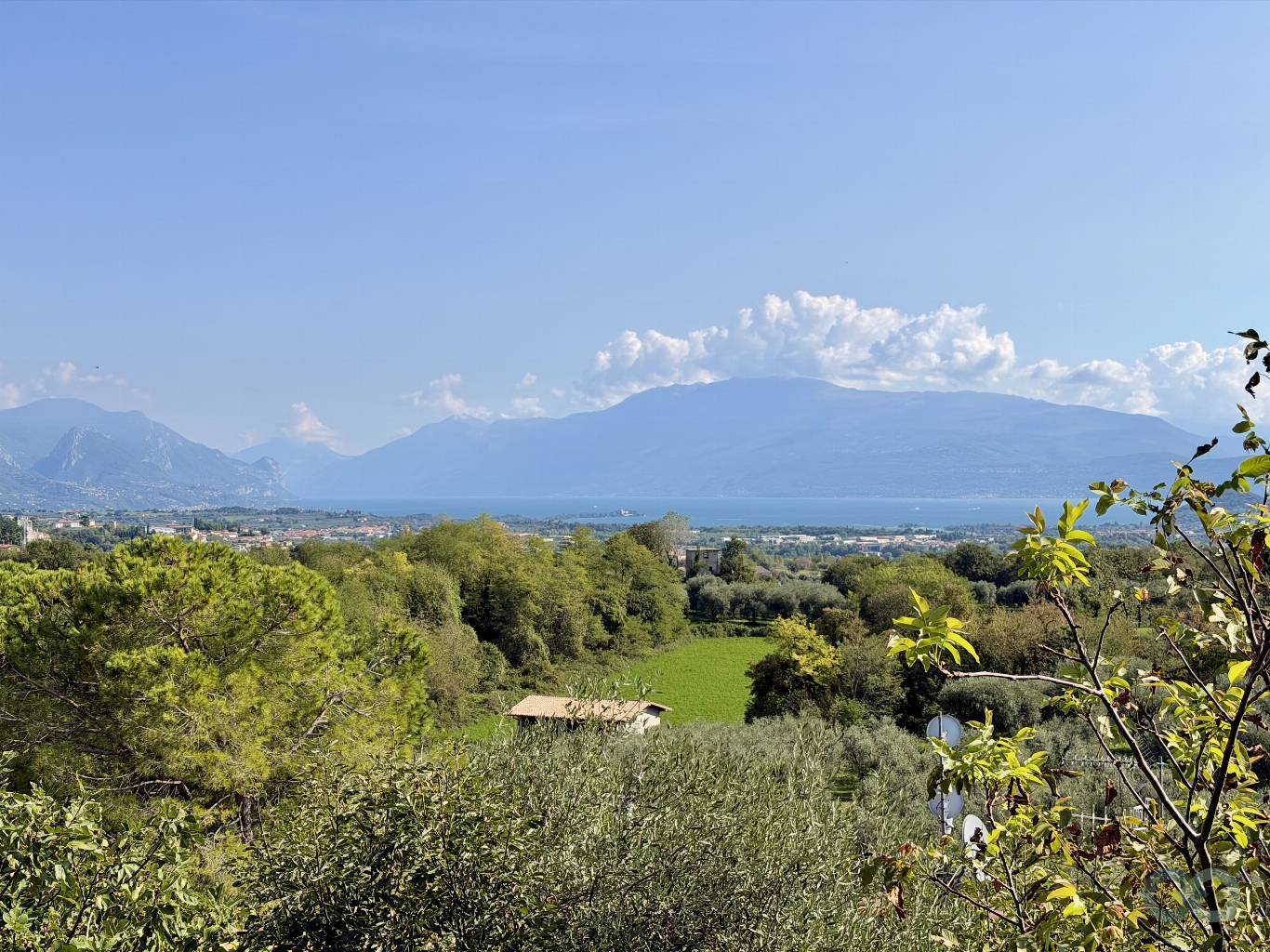 VILLA BIFAMILIARE 10