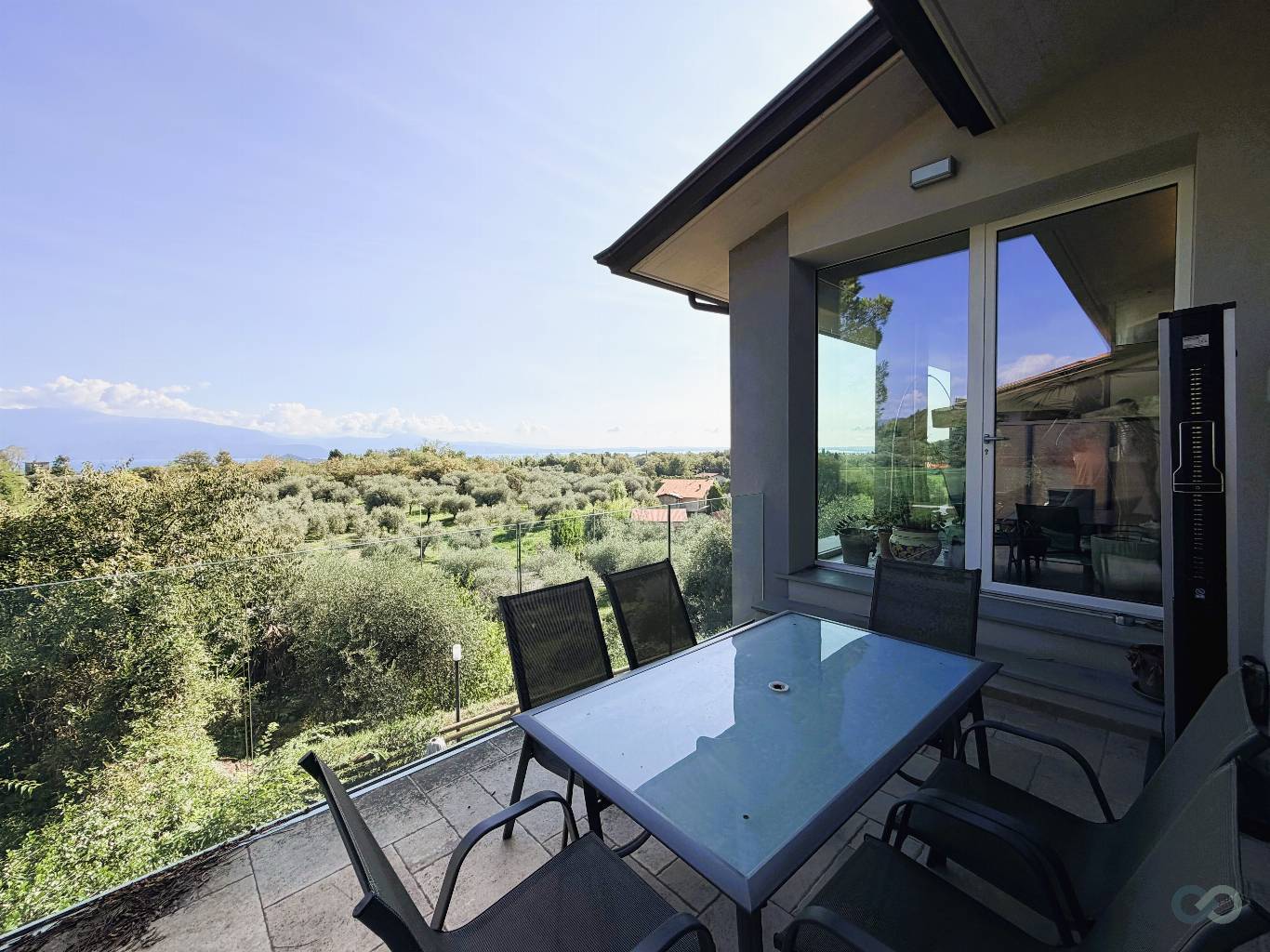 VILLA BIFAMILIARE 38