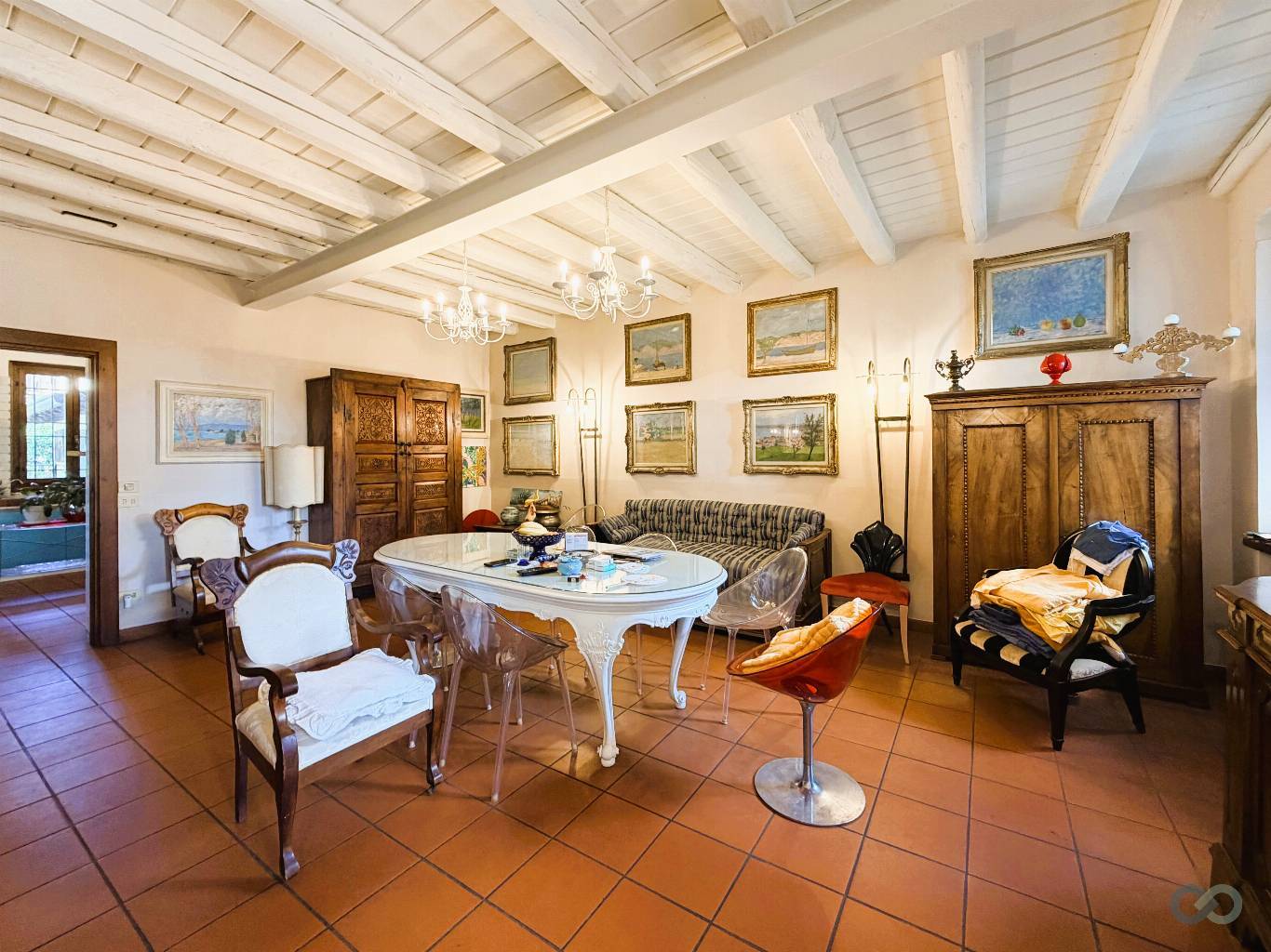 CASA INDIPENDENTE 16