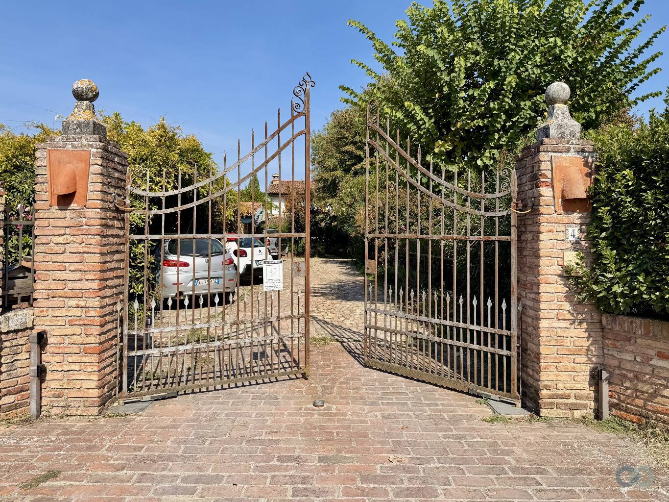 CASA INDIPENDENTE 34