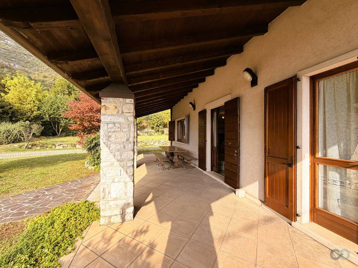 VILLA SINGOLA 22