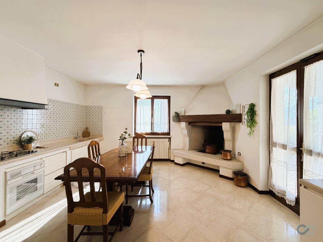 VILLA SINGOLA 34