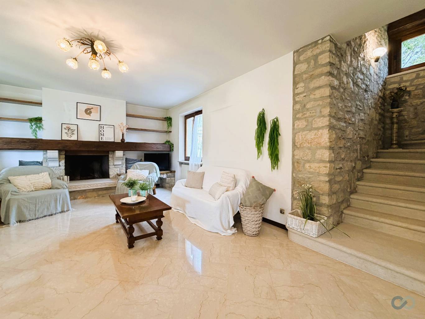 VILLA SINGOLA 42