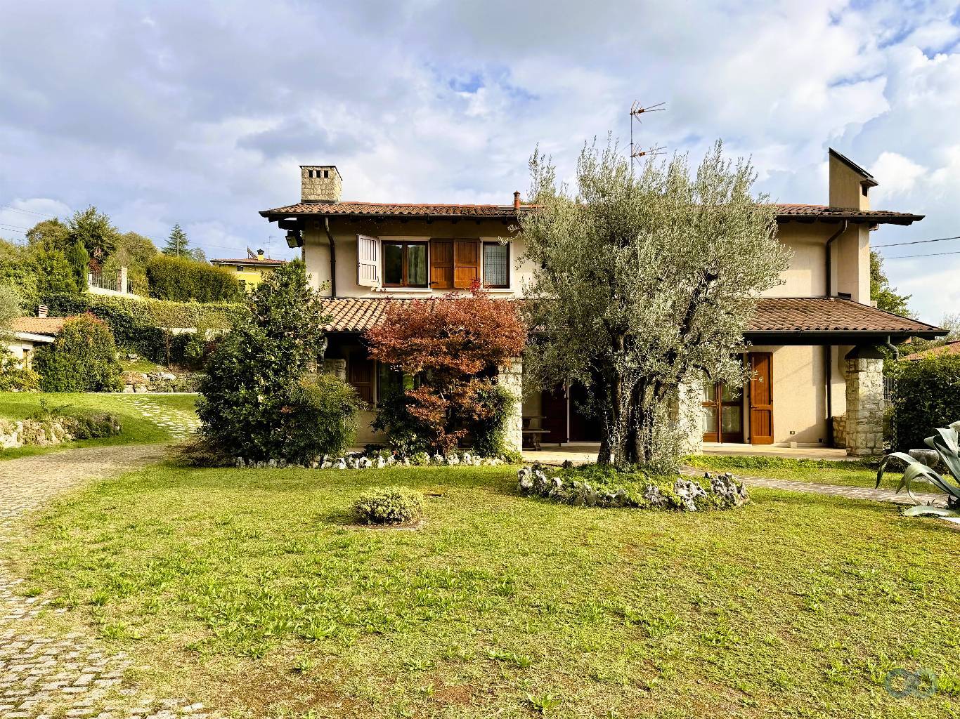 VILLA SINGOLA 68