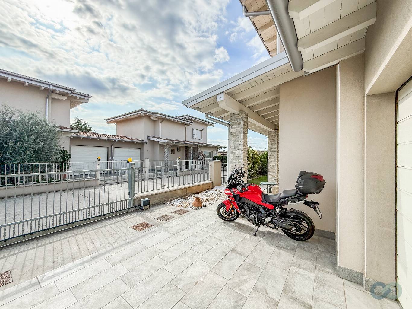 VILLA SINGOLA 3