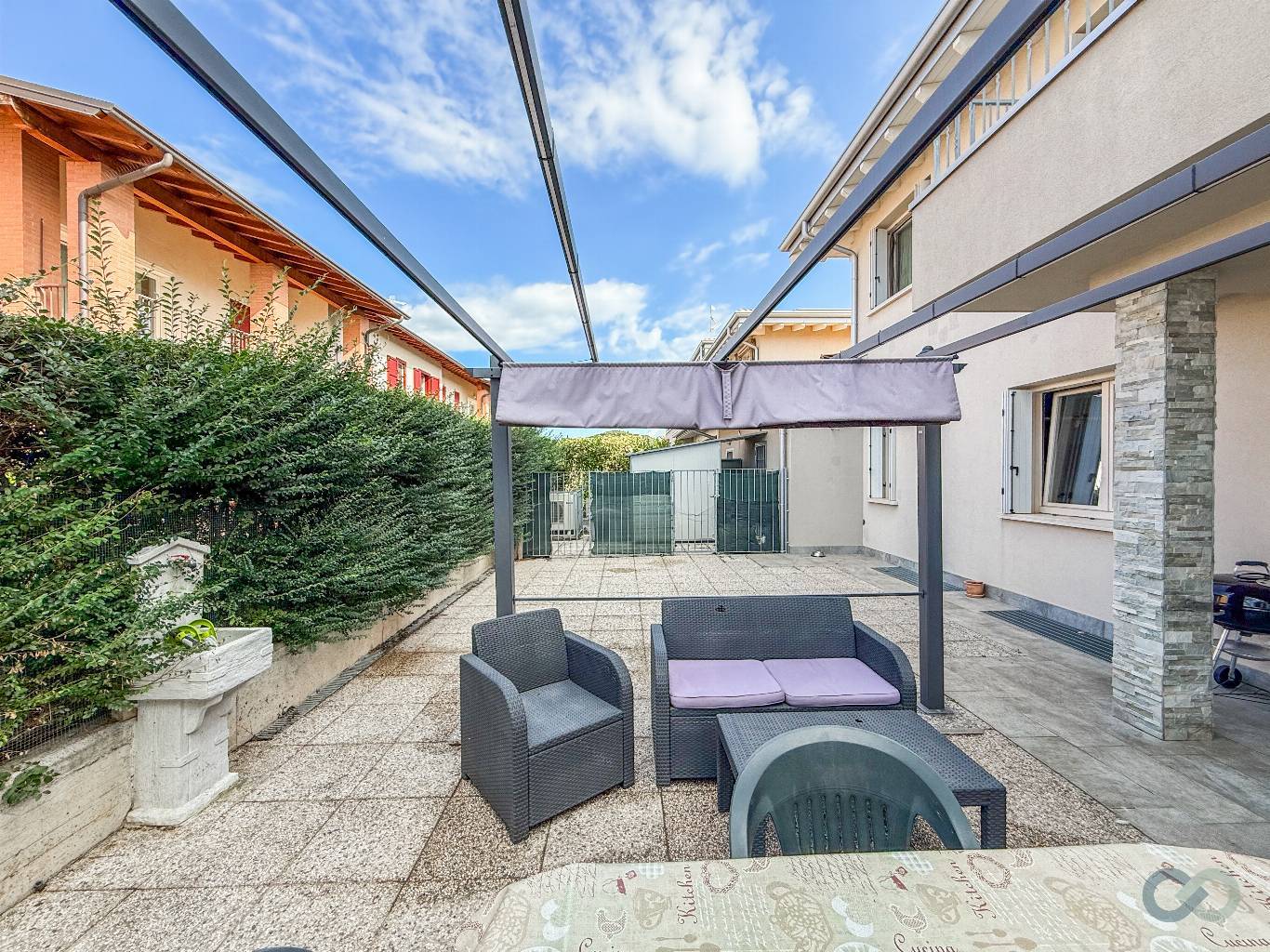 VILLA SINGOLA 105