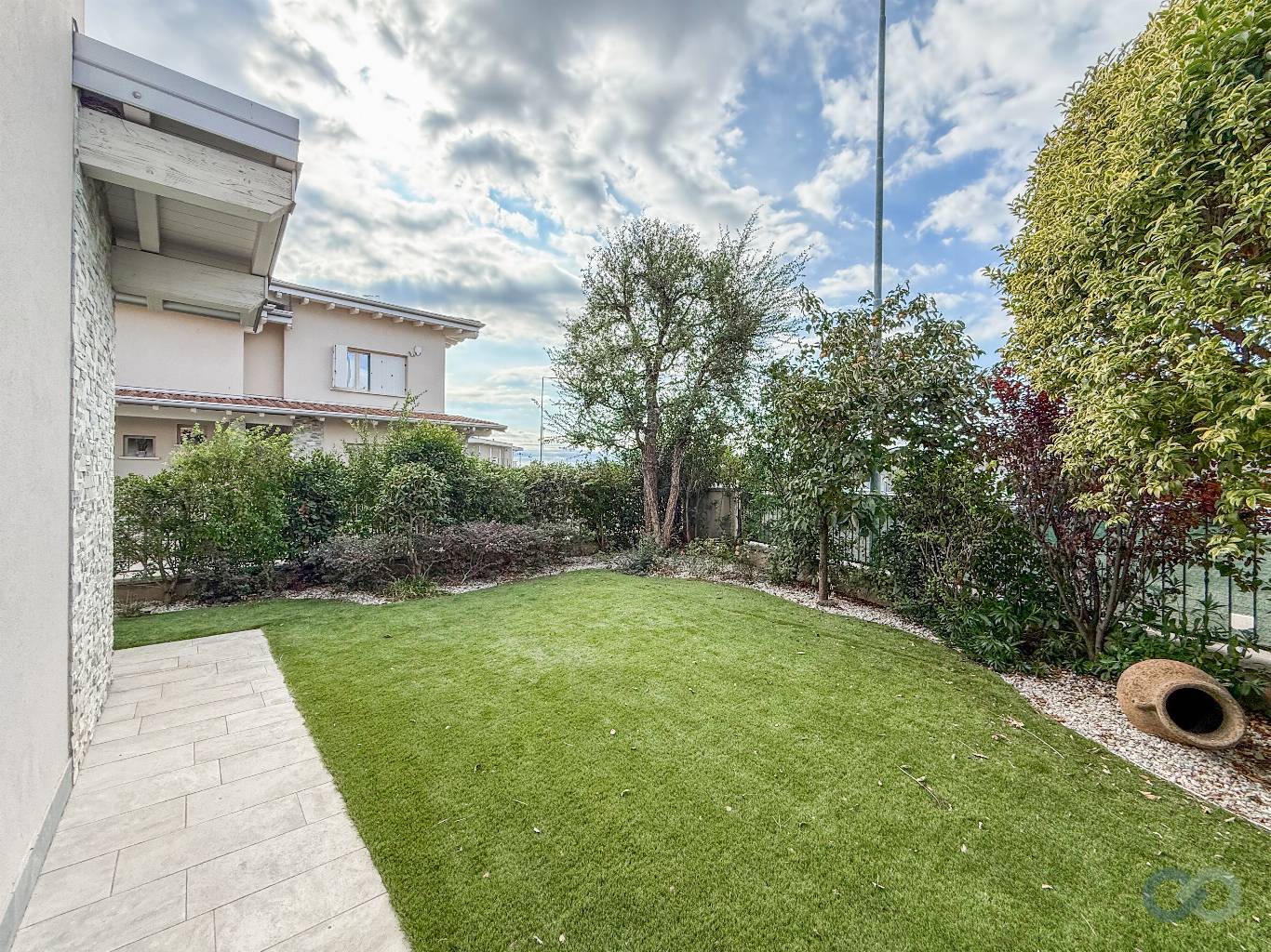 VILLA BIFAMILIARE 6