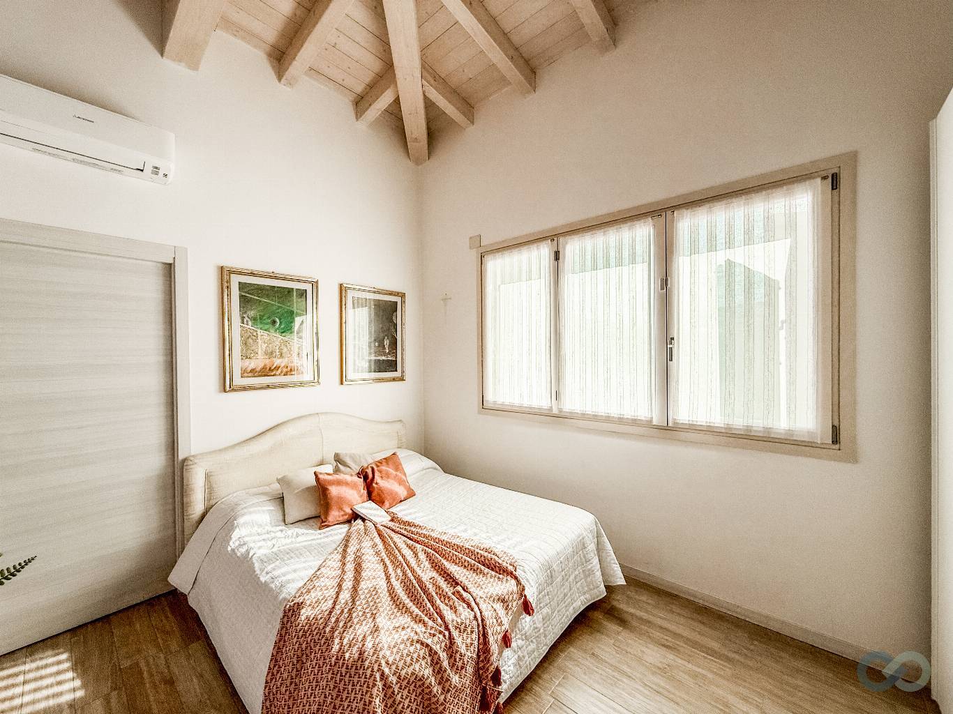 VILLA BIFAMILIARE 31